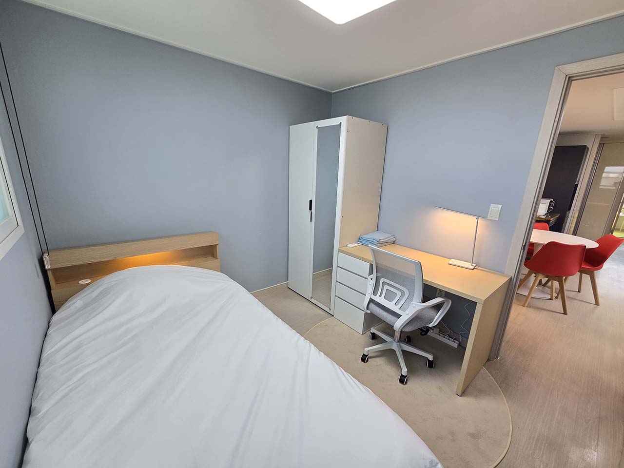 Placard de la Chambre Confort A à Hongdae (sortie 3)